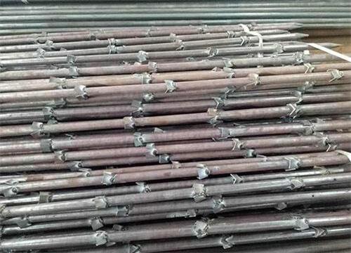 龙子湖隧道钢花管